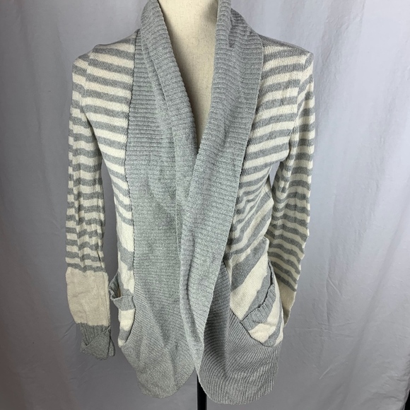 🏆Silence and Noise Cardigan - Picture 1 of 8